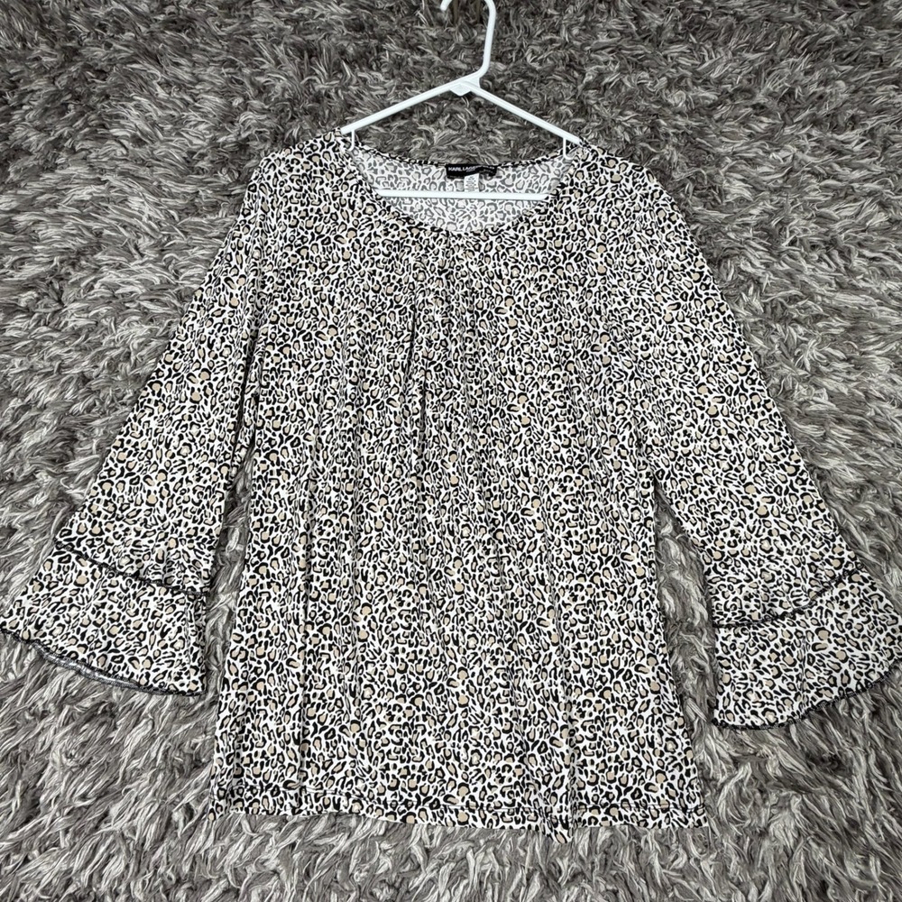 Karl Lagerfeld Paris Womens Leopard Print Bell Sleeve Blouse Top Medium L7JH6004